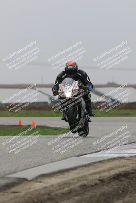 media/Nov-29-2025-TrackDaz (Sat) [[10ae2d9bce]]/A Group/Session 4 (Wheelie Bump)/